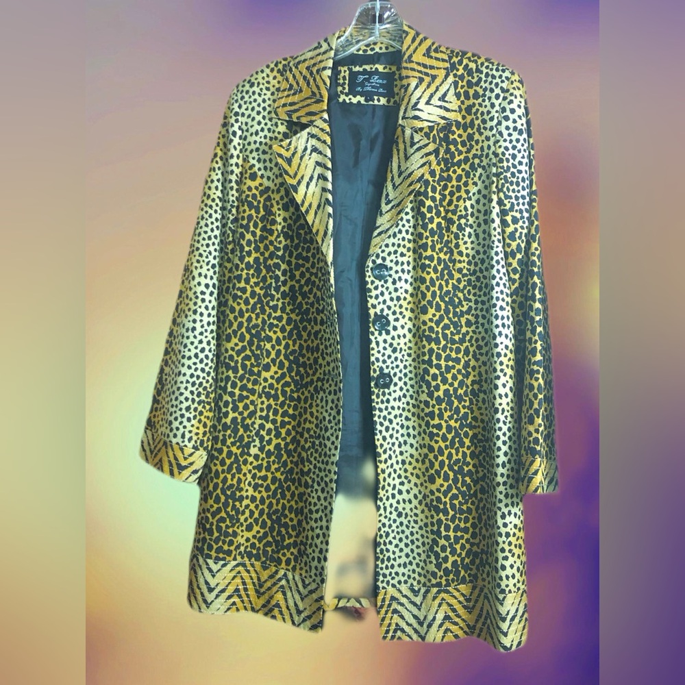 T. Renz signature by Theresa Renz mostly silk coat